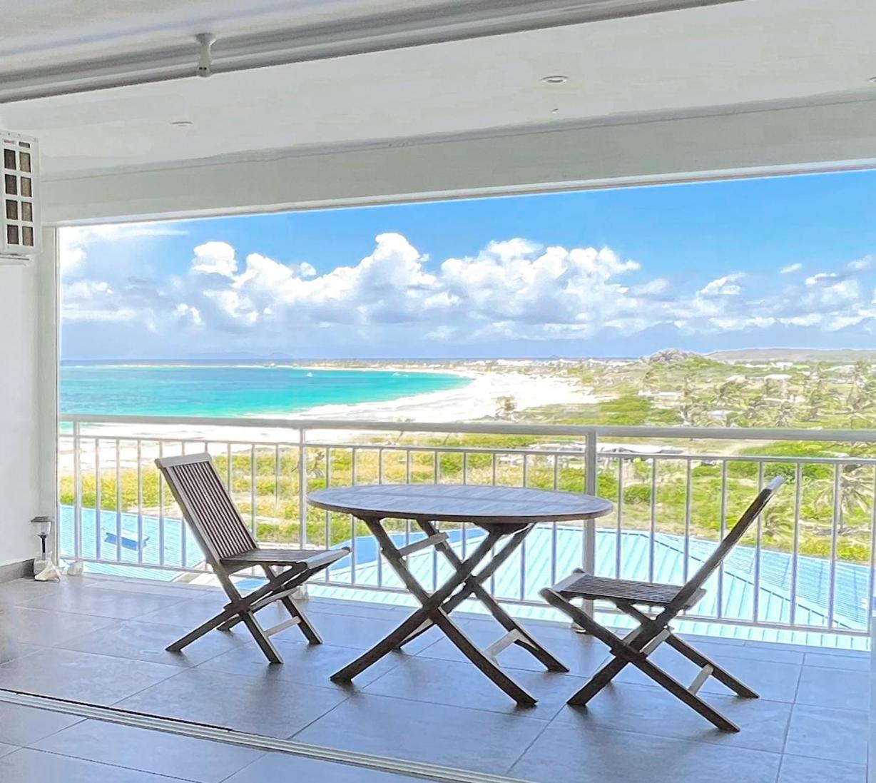 Top Floor Unit 520 Ft2 - 48 M2 With Stunning Dominant View On Ocean, St Barth, Orient Bay Apartment Cul de Sac Luaran gambar